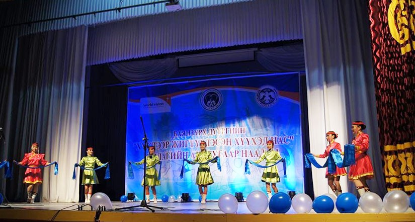 “Хүслээр жигүүрлэсэн хүүхэд нас” урлагийн наадмын гала тоглолт болно